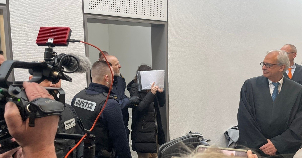 Doppelgängerinnen-Mord von Ingolstadt: Angeklagte belastet mutmaßlichen ...