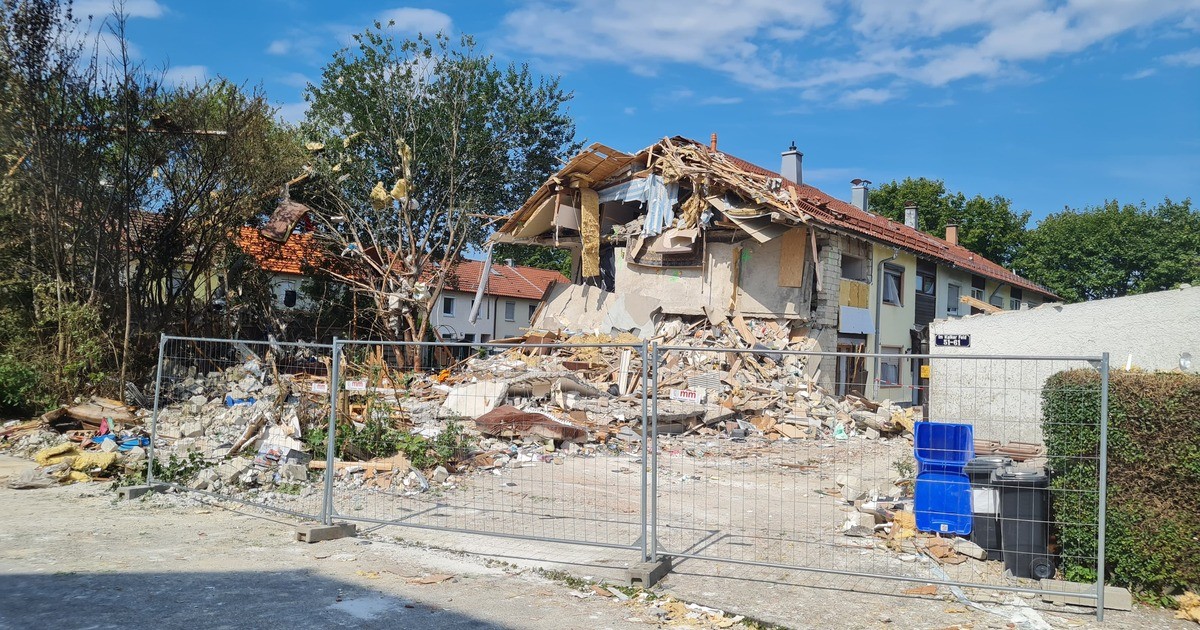 Tausende Schuss Munition gefunden nach Explosion im Kalker Feld ...
